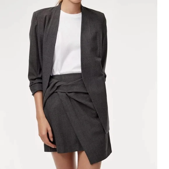 Aritzia Babaton Jethro Skirt Black Mini Asymmetric Size 00 Like new - Picture 7 of 16